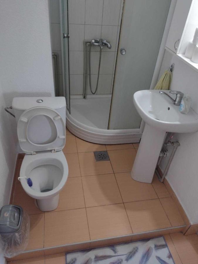 Shale Apartments And Rooms Gevgelija Bagian luar foto
