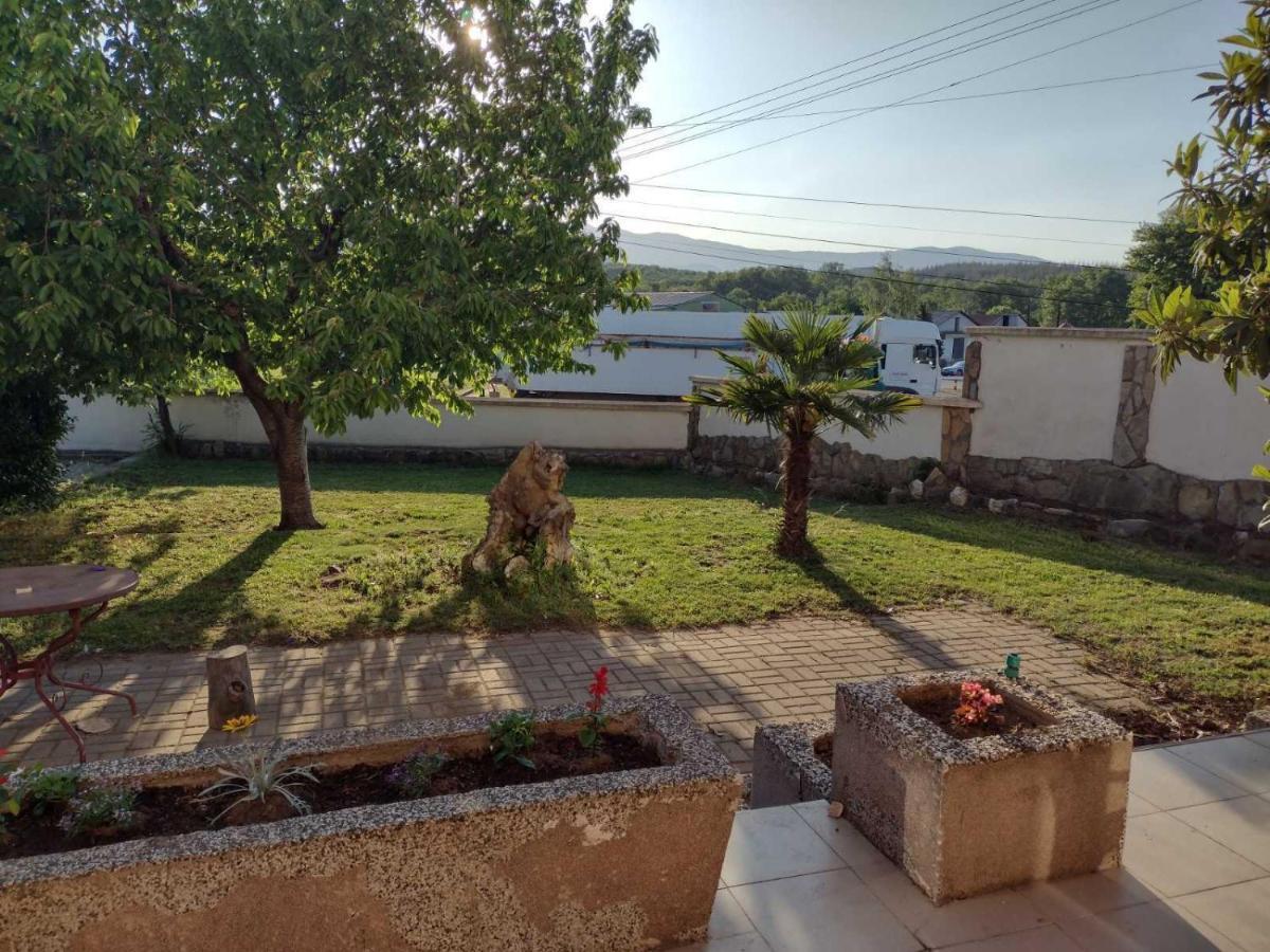Shale Apartments And Rooms Gevgelija Bagian luar foto