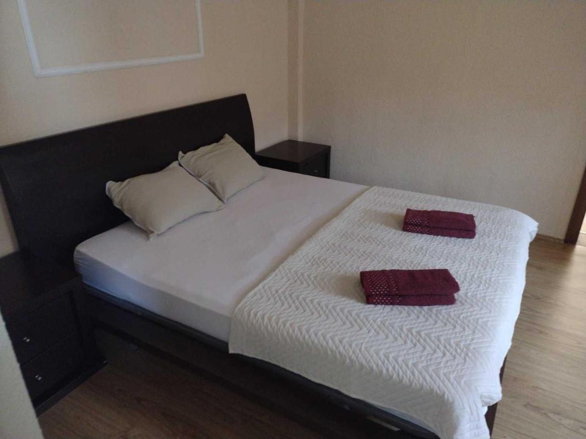 Shale Apartments And Rooms Gevgelija Bagian luar foto